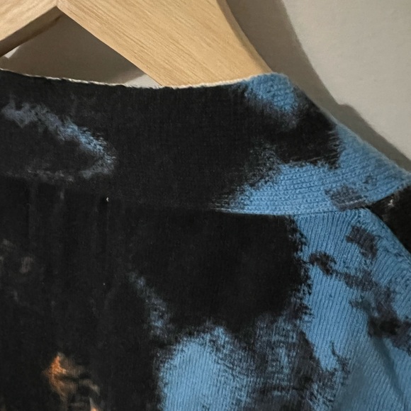 Cardigan - Picture 10 of 14